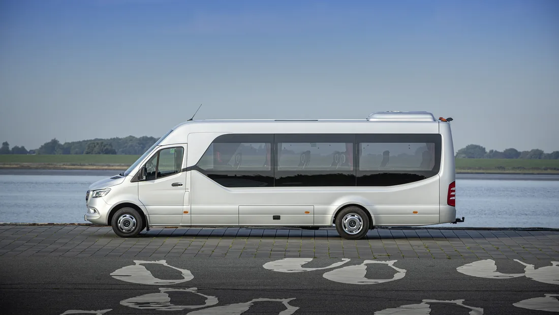 Minibus huren Den Haag